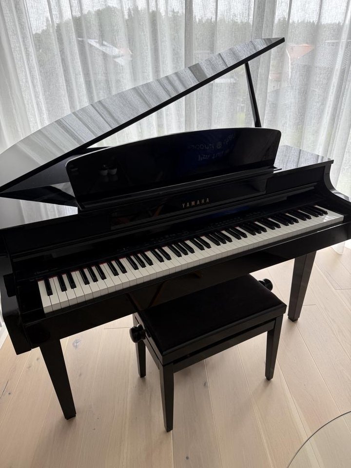 Yamaha Clavinova CLP-465GP – ...