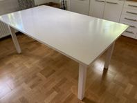 Köksbord
