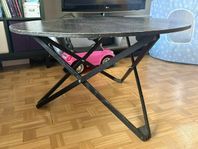 Höj- och sänkbart bord