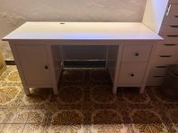 IKEA HEMNES Table 
