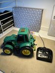 Radiostyrd Traktor