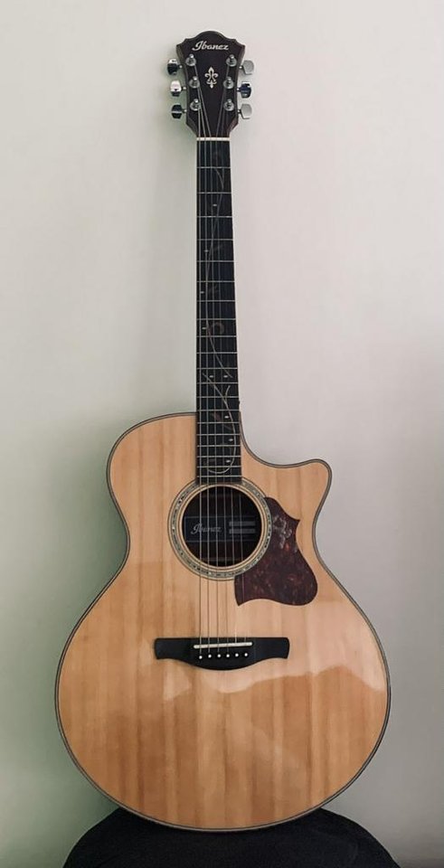 Ibanez halvakustisk (AE315-NT)