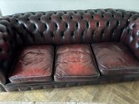 Chesterfield soffa, oxblod