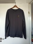 Svart Lyle & Scott Sweatshirt strl XL