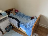 Barn säng - for toddler/up to age 5/6