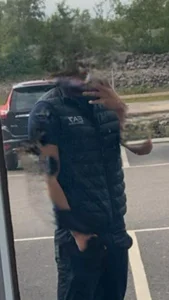 EA7 väst