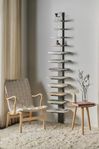 Pilaster hylla av John Kandell för Källemo