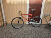 Cresent MTB med dämpning