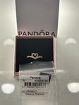Pandora rose ring strl 48