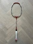 Badmintonracket Yonex ArcSaber 11 i fint skick!