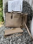 Michael Kors väska och plånbok