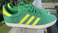 Adidas Gazelle Sneakers Grön/Gul Strl 43 1/3
