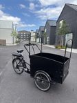 Cargobike med batteri.
