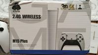 Gaming stick preinstalled games, med 2 controller, som ny.