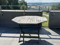 Trädgårdsbord