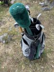 golfklubbor med bag