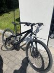 Cannondale Catalyst 24 tum med framdämpare och skivbroms