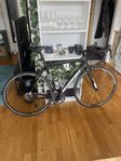 Nishiki ER6 54cm med kolfiberram