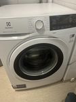 tvättmaskin Electrolux sparsamt använd 