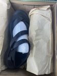 Keen sandaler
