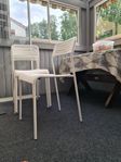 4 vita stolar från IKEA 