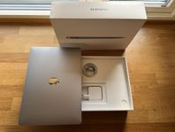MacBook Air 13" med Apples M1 chip, modell A2337