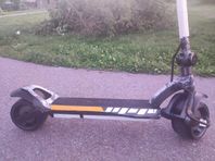 40km/t | Mercane WideWheel Elscooter | 1000W | Nytt Battteri