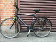 Yosemite cykel 28tum med 21 växlar 