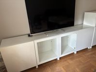 Bestå TV-bänk med vitrinskåp