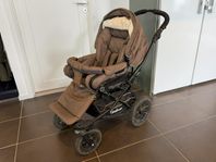 Emmaljunga barnvagn med ligg del + sitt del