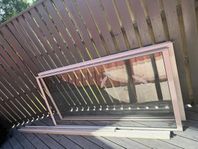 Tre glasskjutdörrar i aluminiumram