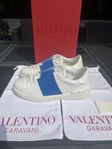 valentino open 