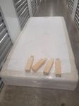 säng 105cm