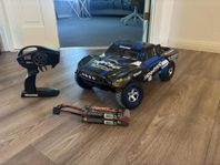 Traxxas slash rwd radiostyrd bil med borstad motor