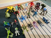 24 Ben10 figurines plus extra accessory