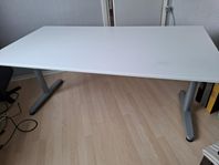 Skrivbord 