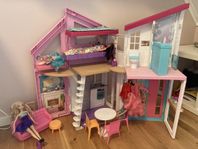 Barbie Malibu - Barbie Dreamhouse FXG57