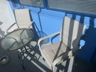 Bord och karmstolar till balkong/ uteplats