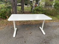 Bekant skrivbord Ikea