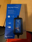 Oanvänd batteriladdare Blue Smart Charger IP 65 24V 13A