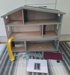 Lundby Life dockskåp dockhus med tillbehör 