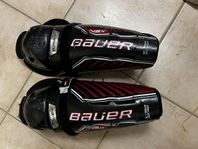 Bauer benskydd storlek 12