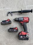 milwaukee m18 volt med batterier och handtag