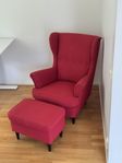 Fåtölj med fotpall