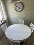 Bord och stolar 