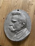 Hjalmar Branting relief