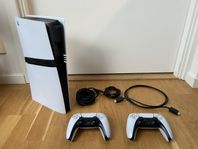 Playstation 5 (PS5) PRO med två handkontroller