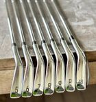 Titleist T350 3G järnklubbor höger