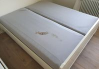 2 st Resårbotten Sultan 80 x 200 från IKEA bortskänkes
