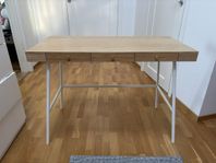 Skrivbord IKEA Lillåsen i fint skick